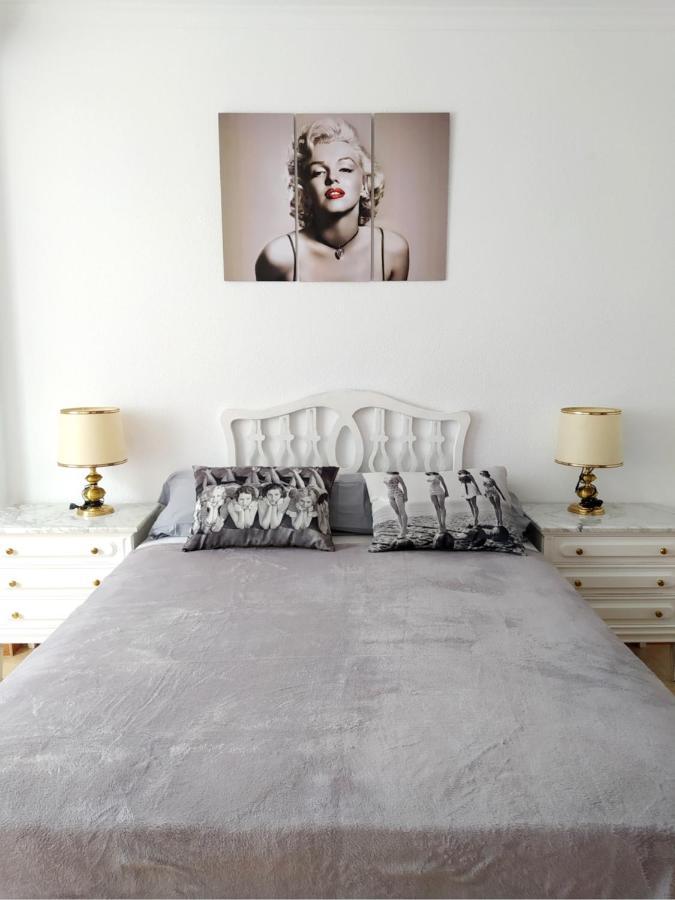Movie Stars Apartment, Gandia Bagian luar foto