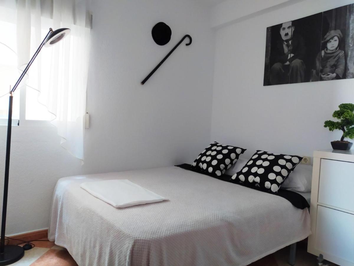 Movie Stars Apartment, Gandia Bagian luar foto
