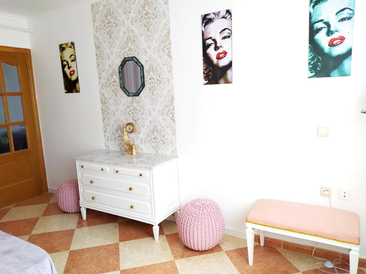 Movie Stars Apartment, Gandia Bagian luar foto