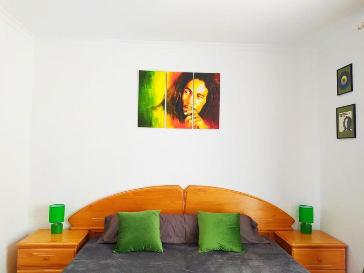 Movie Stars Apartment, Gandia Bagian luar foto