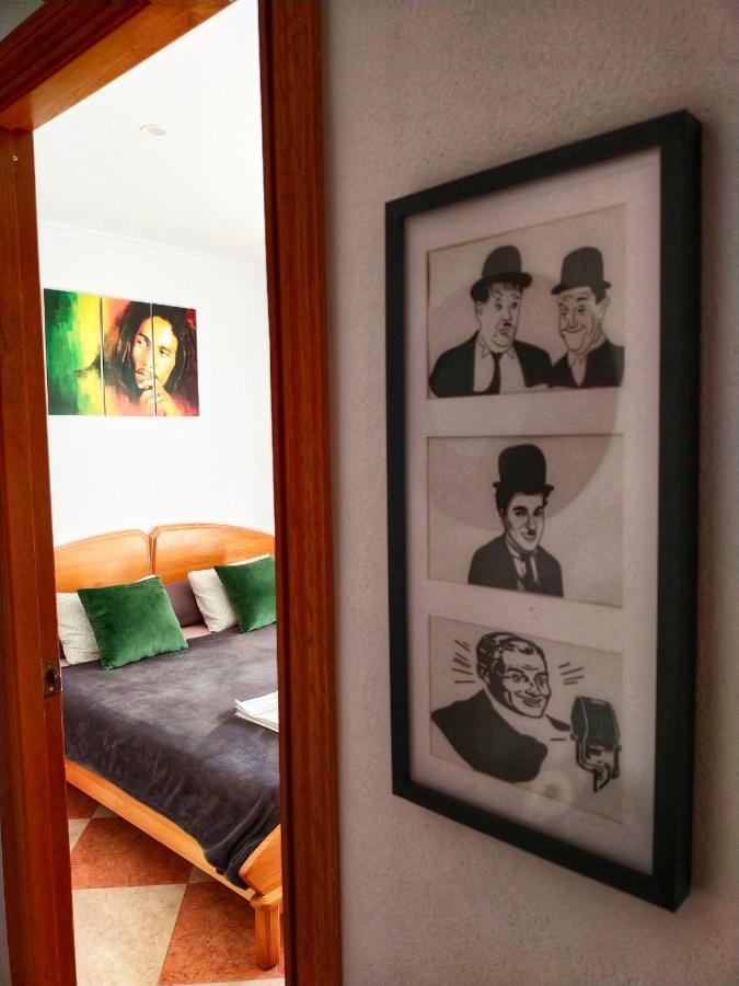 Movie Stars Apartment, Gandia Bagian luar foto